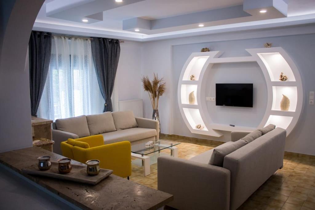 Spacious Apartment In The Heart Of Pythagorion Εξωτερικό φωτογραφία