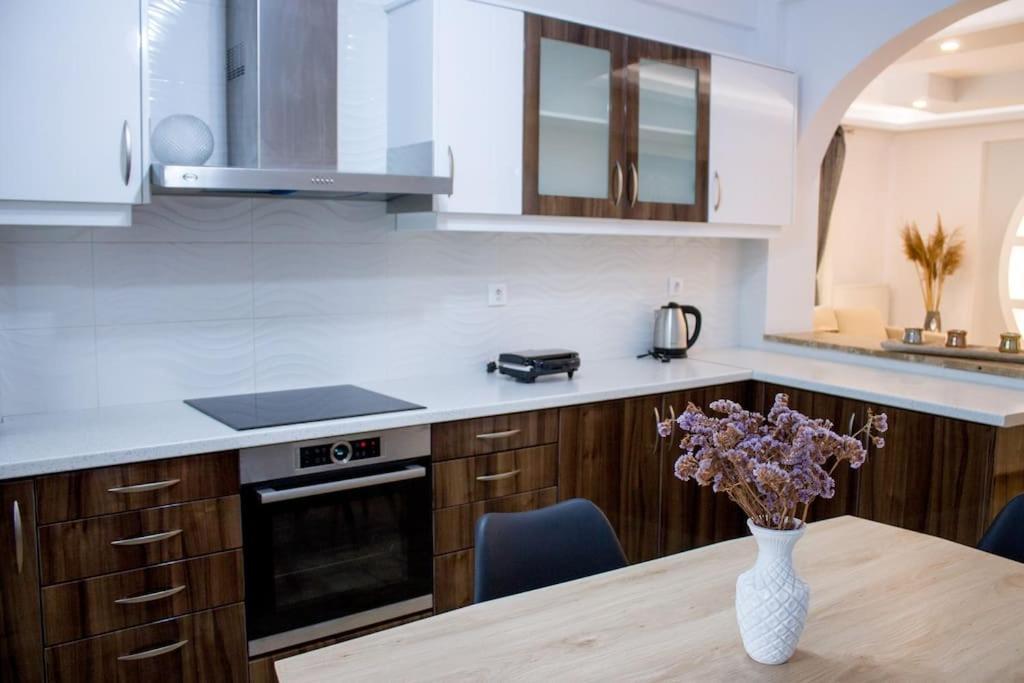 Spacious Apartment In The Heart Of Pythagorion Εξωτερικό φωτογραφία